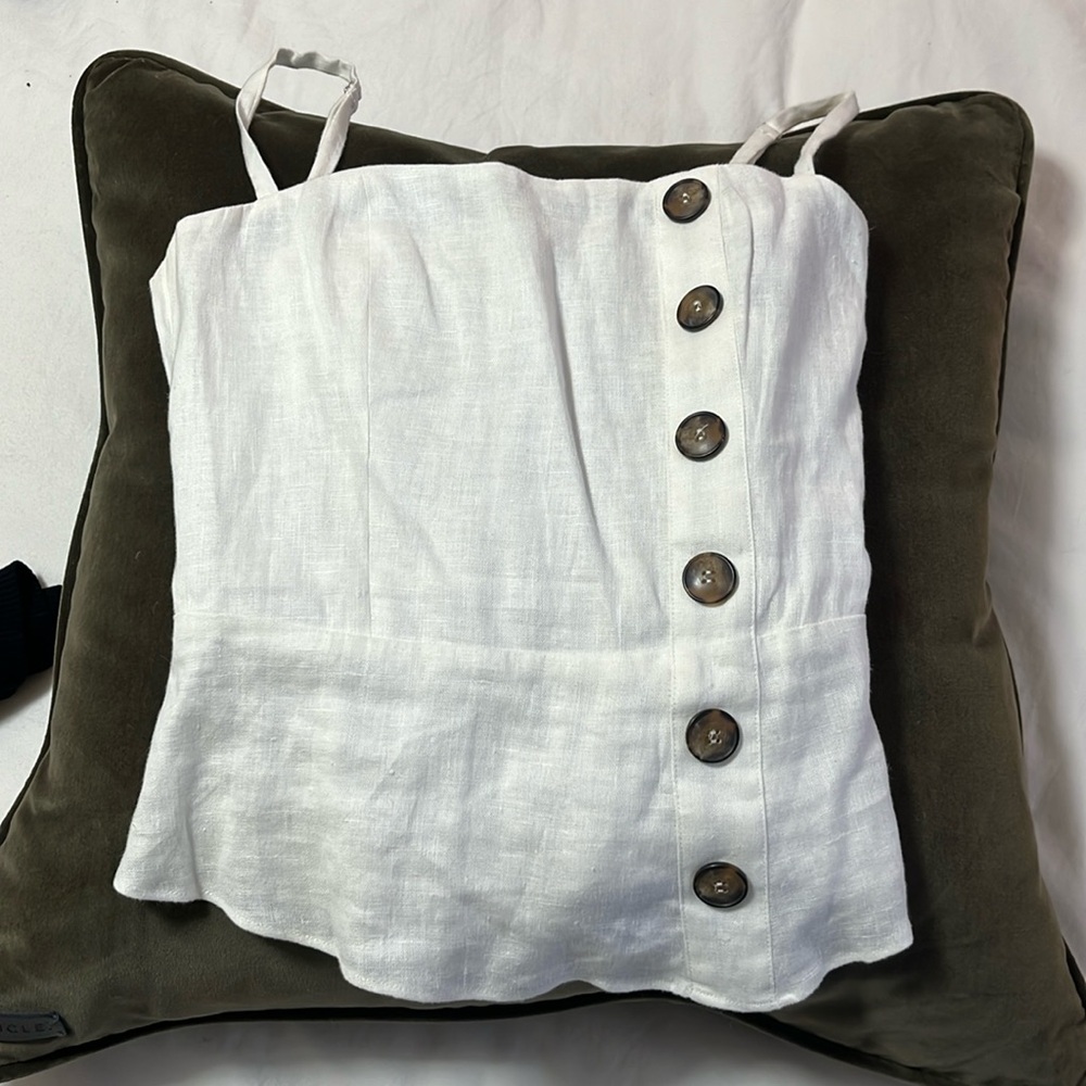 Reformation size 4 white Linen top